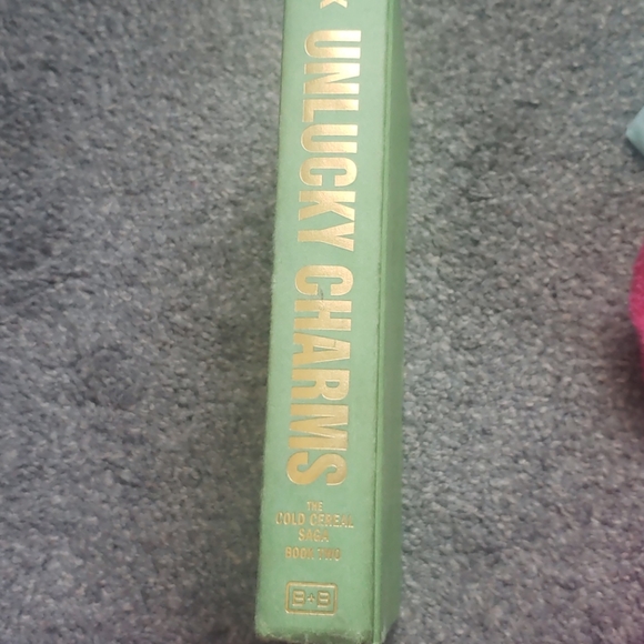 Unlucky charms - Picture 2 of 2